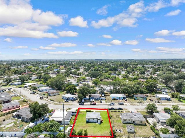 15815 NW 19th Ave, Miami Gardens, FL 33054