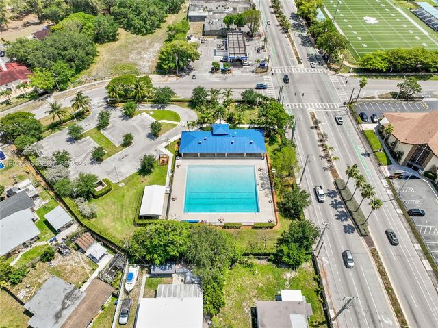 15815 NW 19th Ave, Miami Gardens, FL 33054