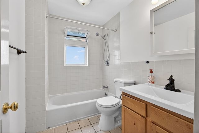190-192 Kendrick Ave, Quincy, MA 02169
