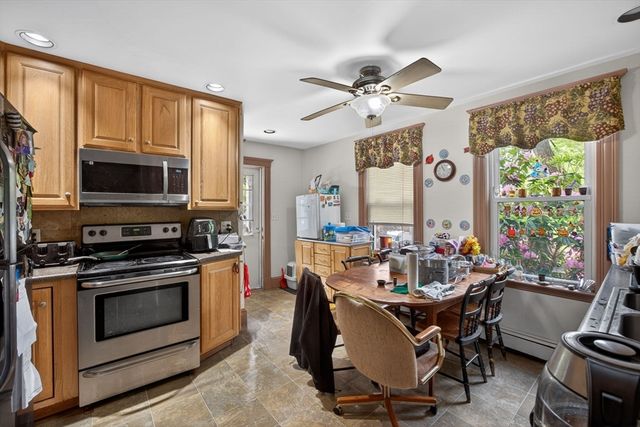 190-192 Kendrick Ave, Quincy, MA 02169