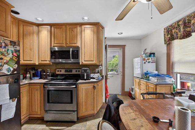 190-192 Kendrick Ave, Quincy, MA 02169