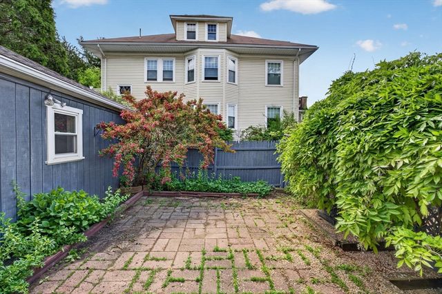 190-192 Kendrick Ave, Quincy, MA 02169