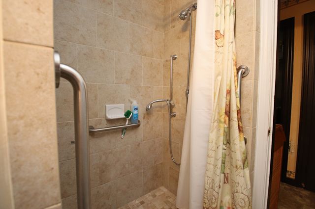 15 Lewis Lane, Saugus, MA 01906