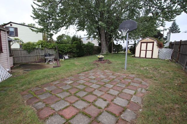 15 Lewis Lane, Saugus, MA 01906