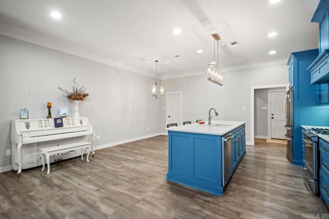 80 Saffron Circle, Little Rock, AR 72223