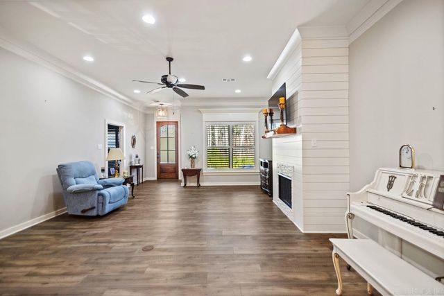 80 Saffron Circle, Little Rock, AR 72223