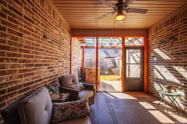 80 Saffron Circle, Little Rock, AR 72223