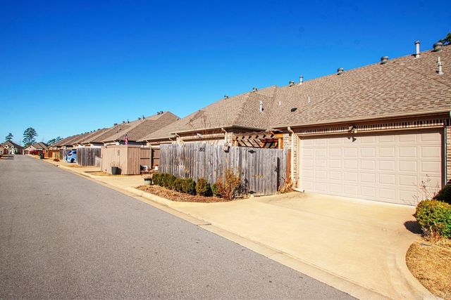 80 Saffron Circle, Little Rock, AR 72223