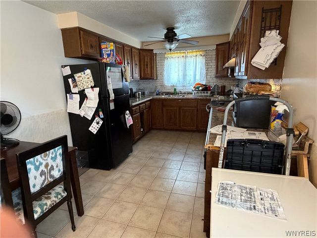 2610 Ferry Avenue, Niagara Falls, NY 14301