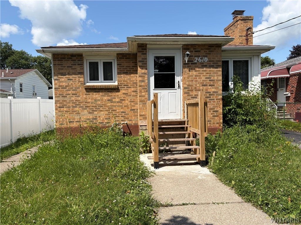 2610 Ferry Avenue, Niagara Falls, NY 14301