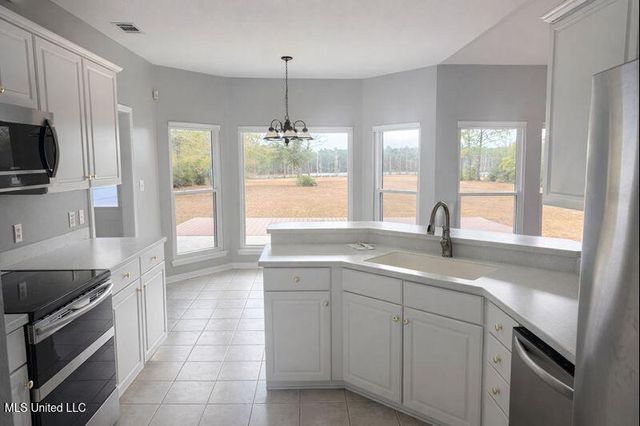 21120 Road 311, Kiln, MS 39556