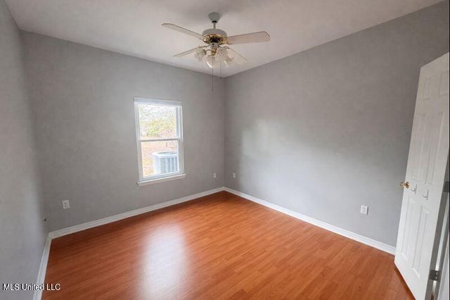 21120 Road 311, Kiln, MS 39556