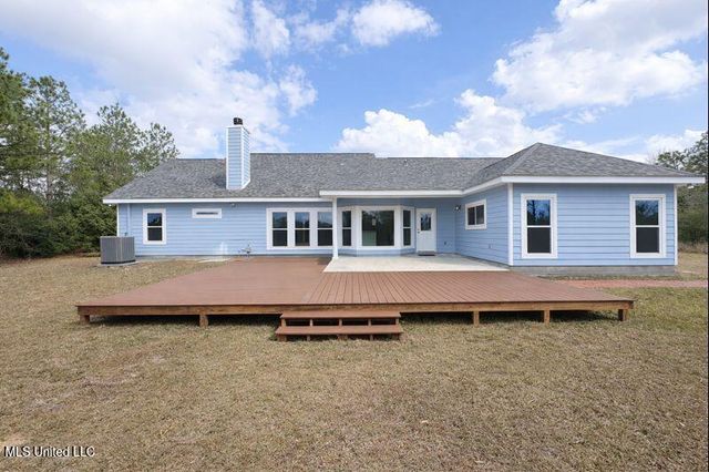 21120 Road 311, Kiln, MS 39556