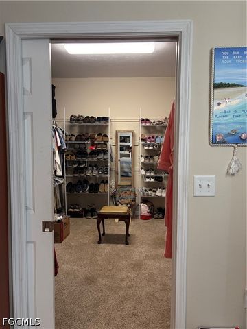 92 Evergreen RD, North Fort Myers, FL 33903