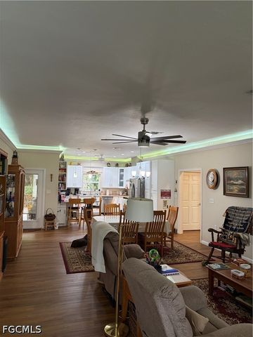 92 Evergreen RD, North Fort Myers, FL 33903