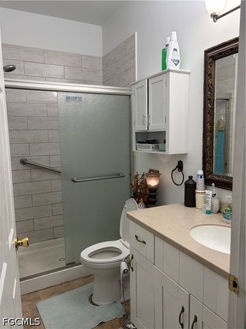 92 Evergreen RD, North Fort Myers, FL 33903