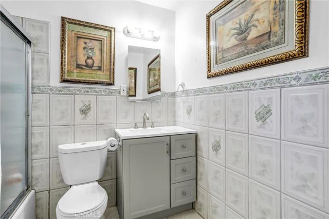 7848 Elm Street, Highland, CA 92410