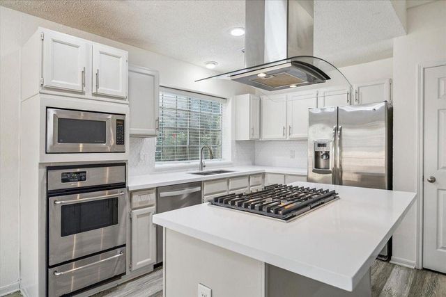 143 W Village Knoll Circle, Spring, TX 77381