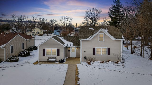 1421 Hobart Street, Grinnell, IA 50112