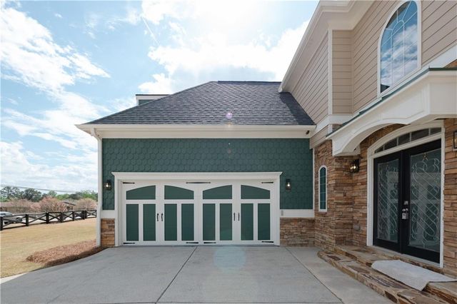 27 Cooper Lake Road SW, Mableton, GA 30126