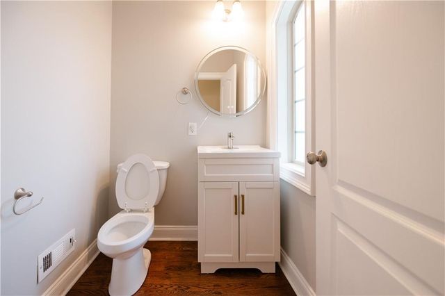 27 Cooper Lake Road SW, Mableton, GA 30126