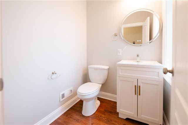 27 Cooper Lake Road SW, Mableton, GA 30126