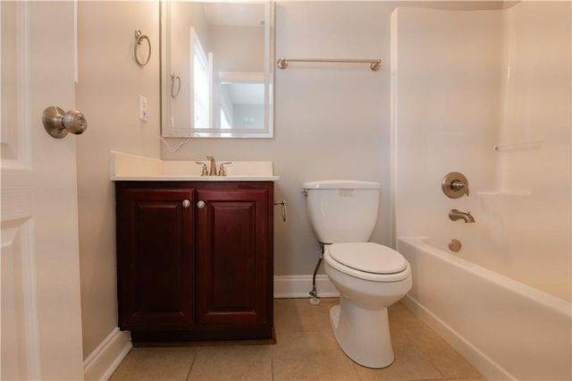 27 Cooper Lake Road SW, Mableton, GA 30126