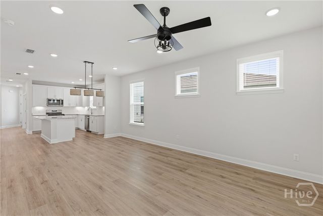 61 Lilac Way, Richmond Hill, GA 31324