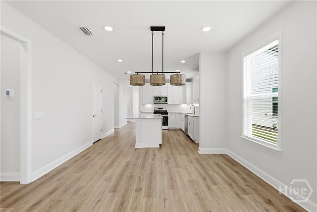 61 Lilac Way, Richmond Hill, GA 31324