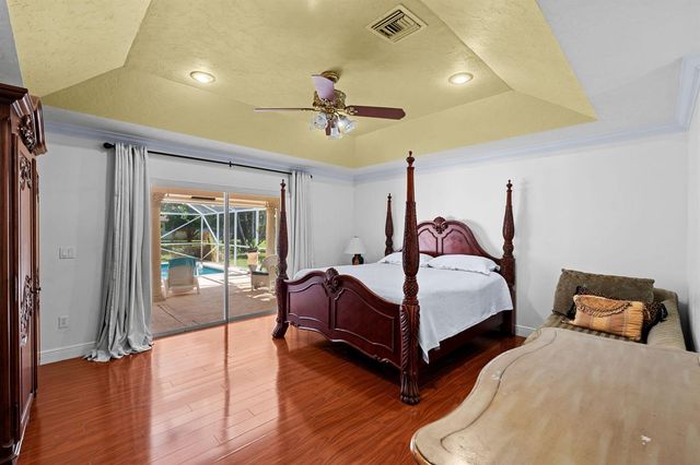 15495 Rolling Meadows Circle, Wellington, FL 33414