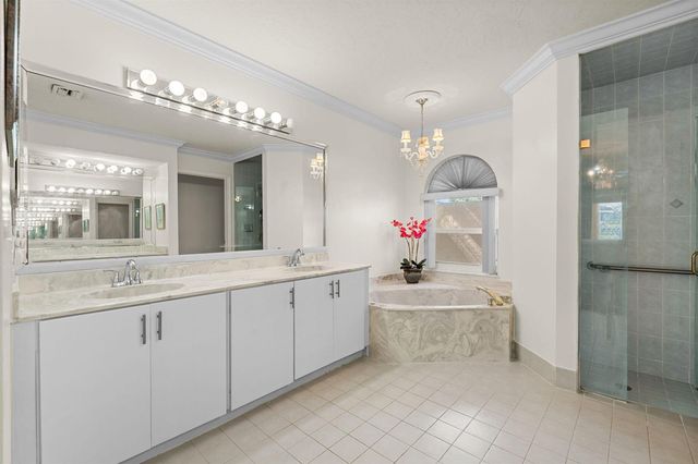 15495 Rolling Meadows Circle, Wellington, FL 33414