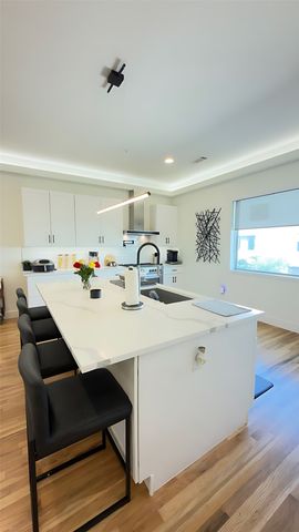 13001 Hutton Drive 12, Farmers Branch, TX 75234