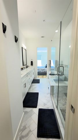 13001 Hutton Drive 12, Farmers Branch, TX 75234
