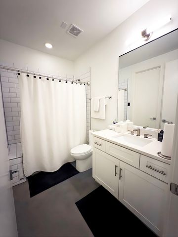 13001 Hutton Drive 12, Farmers Branch, TX 75234