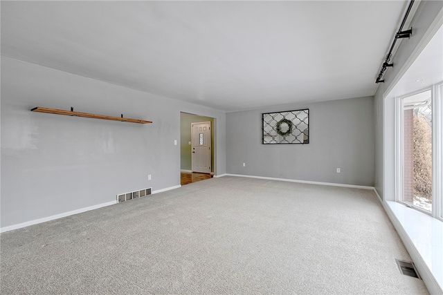 149 Crest View, Hempfield Twp, PA 15601