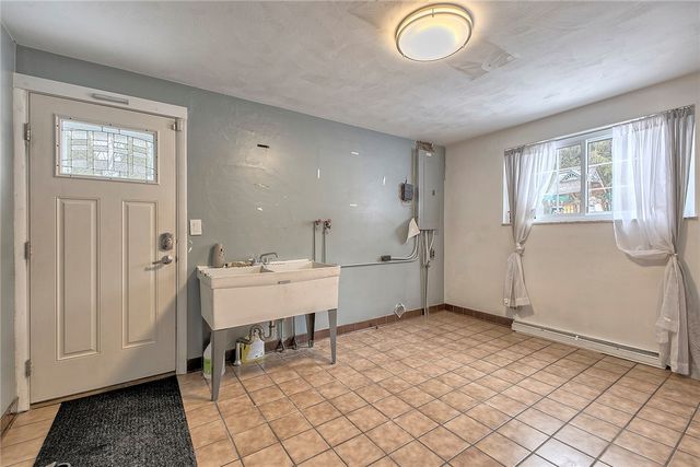 149 Crest View, Hempfield Twp, PA 15601
