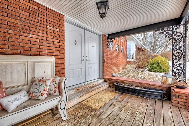 149 Crest View, Hempfield Twp, PA 15601