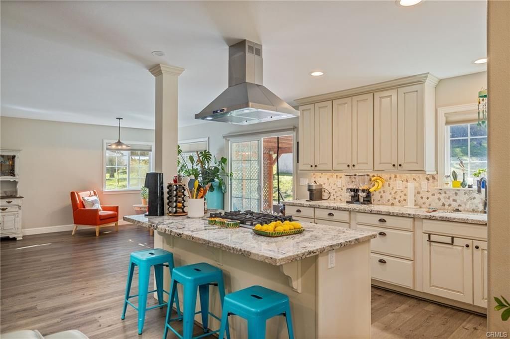 Image 5 of property listing at 42918 Highway 49, Ahwahnee, CA 93601