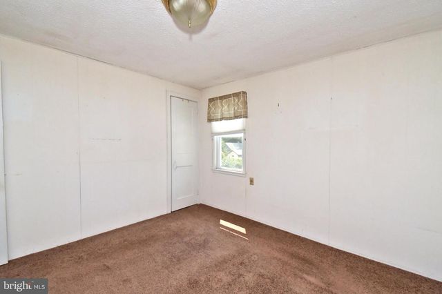 889 OLD LANCASTER RD, Berwyn, PA 19312