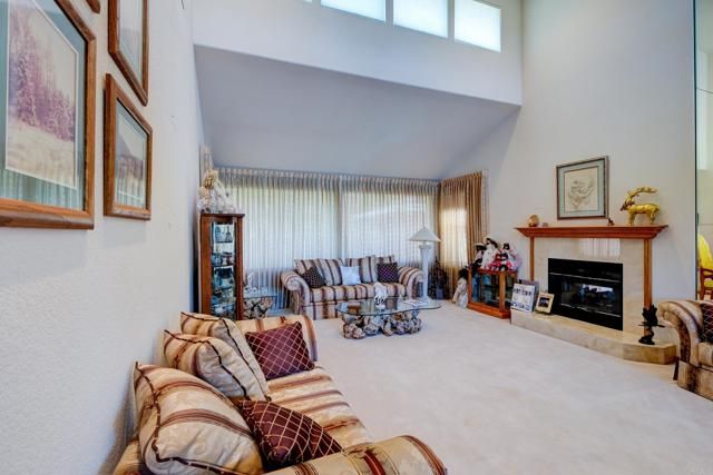 9954 Circa Valle Verde, El Cajon, CA 92021