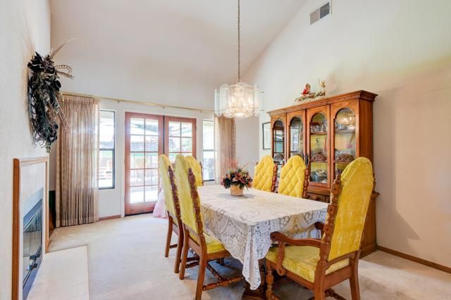 9954 Circa Valle Verde, El Cajon, CA 92021