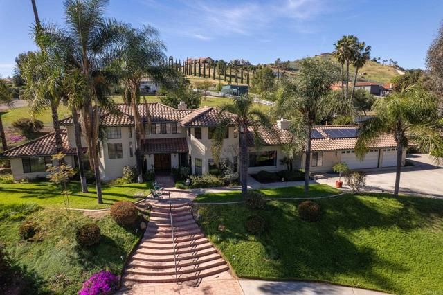 9954 Circa Valle Verde, El Cajon, CA 92021