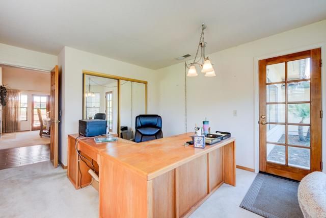 9954 Circa Valle Verde, El Cajon, CA 92021