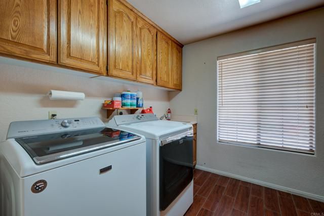 9954 Circa Valle Verde, El Cajon, CA 92021