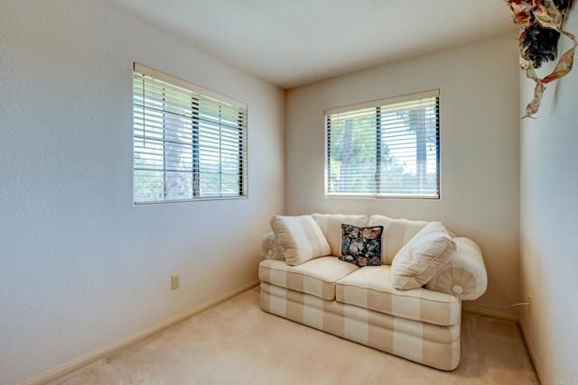 9954 Circa Valle Verde, El Cajon, CA 92021