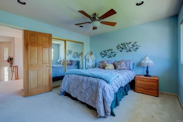 9954 Circa Valle Verde, El Cajon, CA 92021