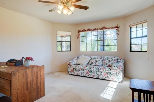 9954 Circa Valle Verde, El Cajon, CA 92021