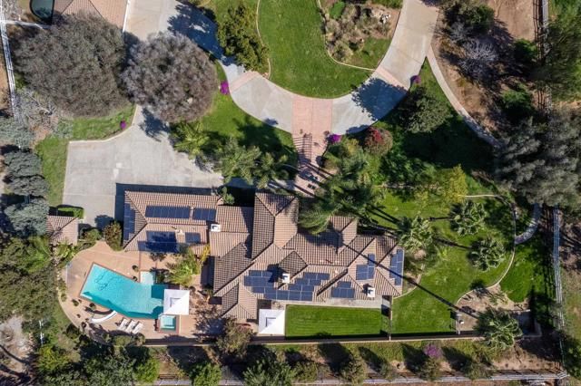 9954 Circa Valle Verde, El Cajon, CA 92021