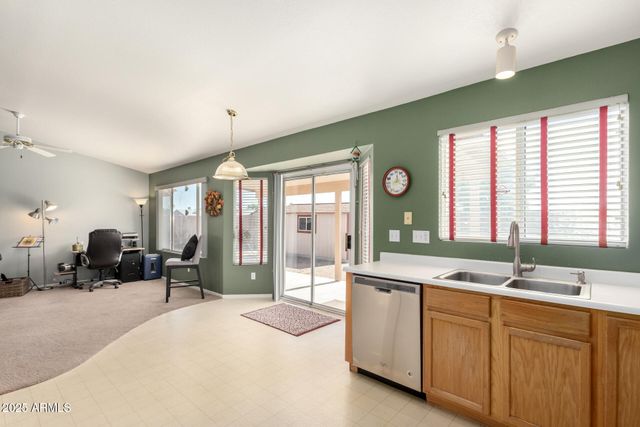 825 W 15TH Lane, Apache Junction, AZ 85120