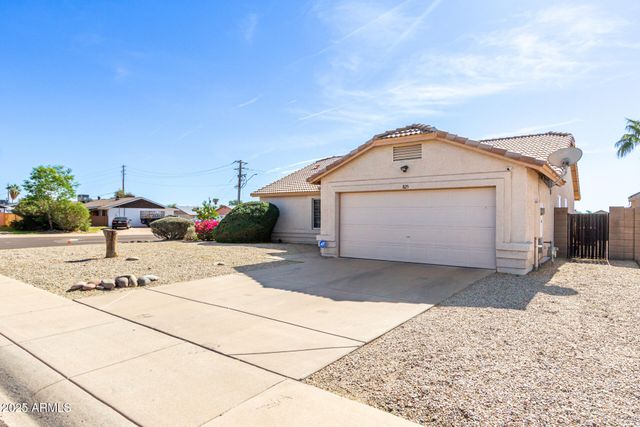 825 W 15TH Lane, Apache Junction, AZ 85120